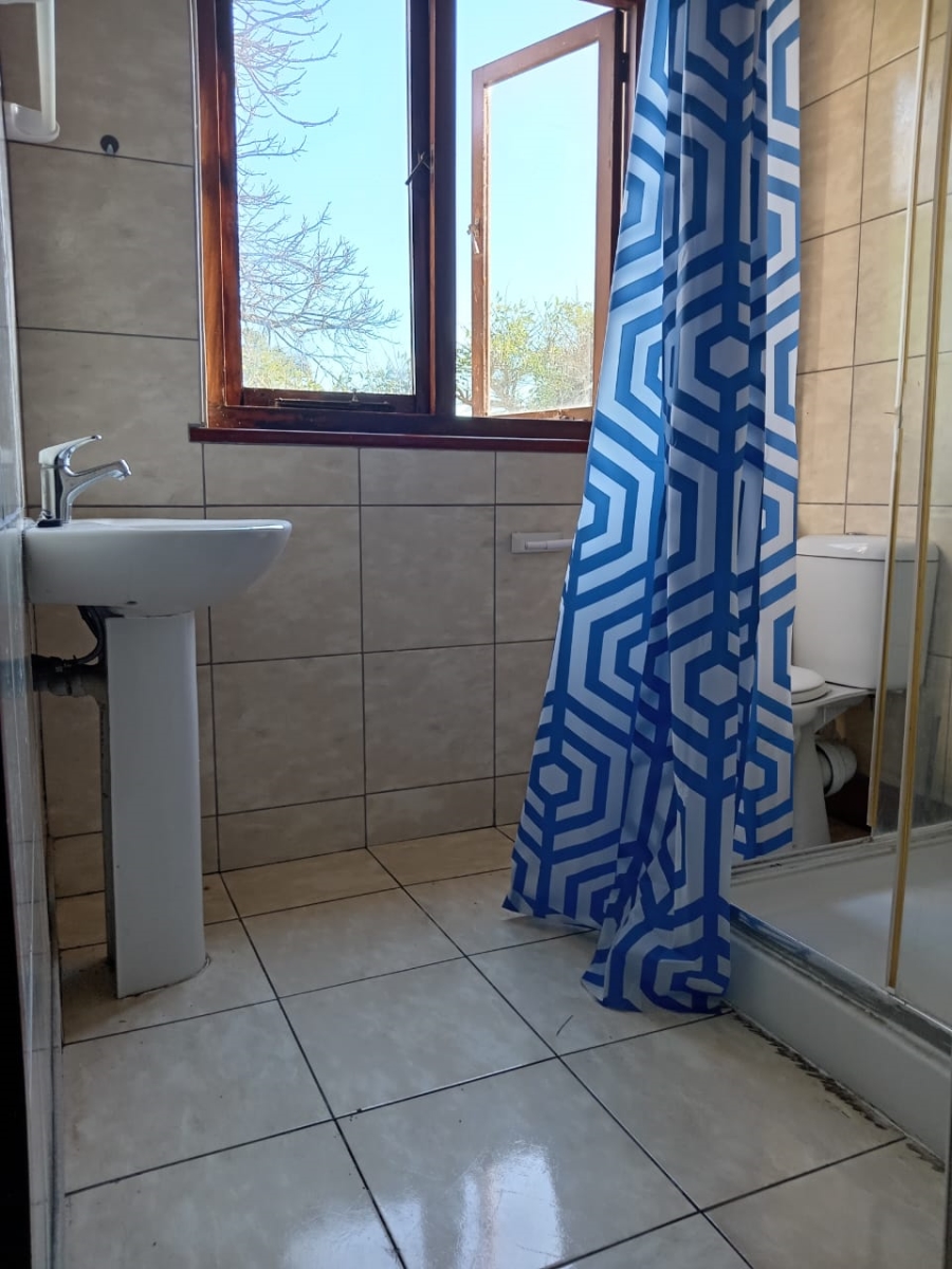 1 Bedroom Property for Sale in Selborne Eastern Cape